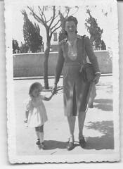 Avec Maman  05 46